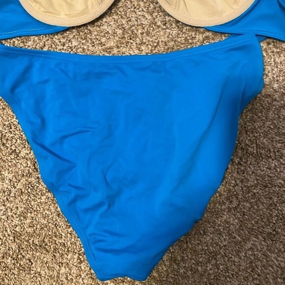 Victoria Secret 2 Piece Bikini Halter Tie Womens Swimsuit Size M - Picture 4 of 9